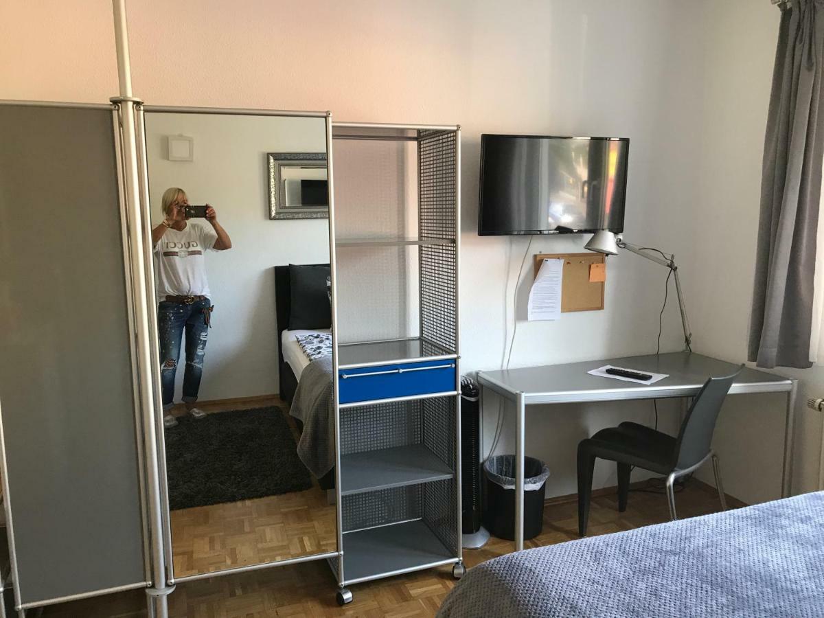 Apartmenthaus Zentrum Komfort Apartments Mit Minikuchen Verschiedener Grossen Кассель Экстерьер фото