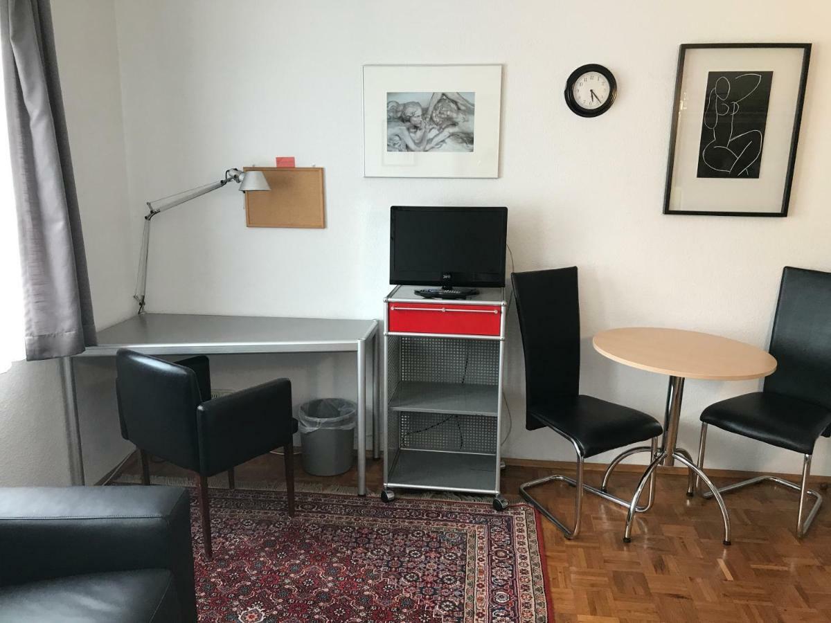 Apartmenthaus Zentrum Komfort Apartments Mit Minikuchen Verschiedener Grossen Кассель Экстерьер фото