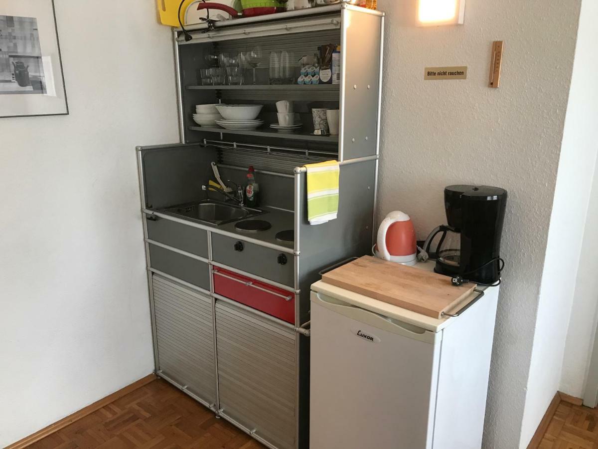 Apartmenthaus Zentrum Komfort Apartments Mit Minikuchen Verschiedener Grossen Кассель Экстерьер фото