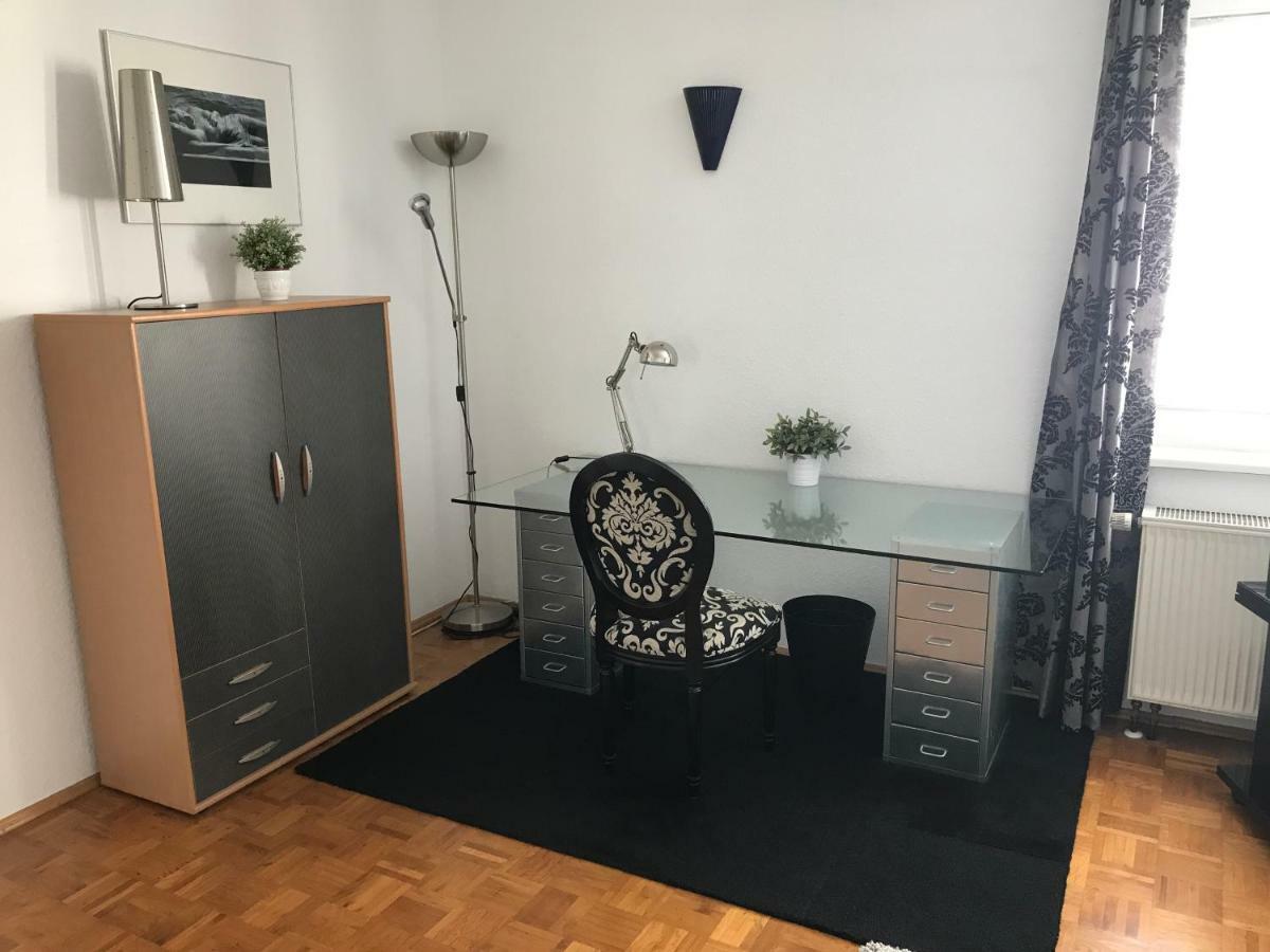 Apartmenthaus Zentrum Komfort Apartments Mit Minikuchen Verschiedener Grossen Кассель Экстерьер фото