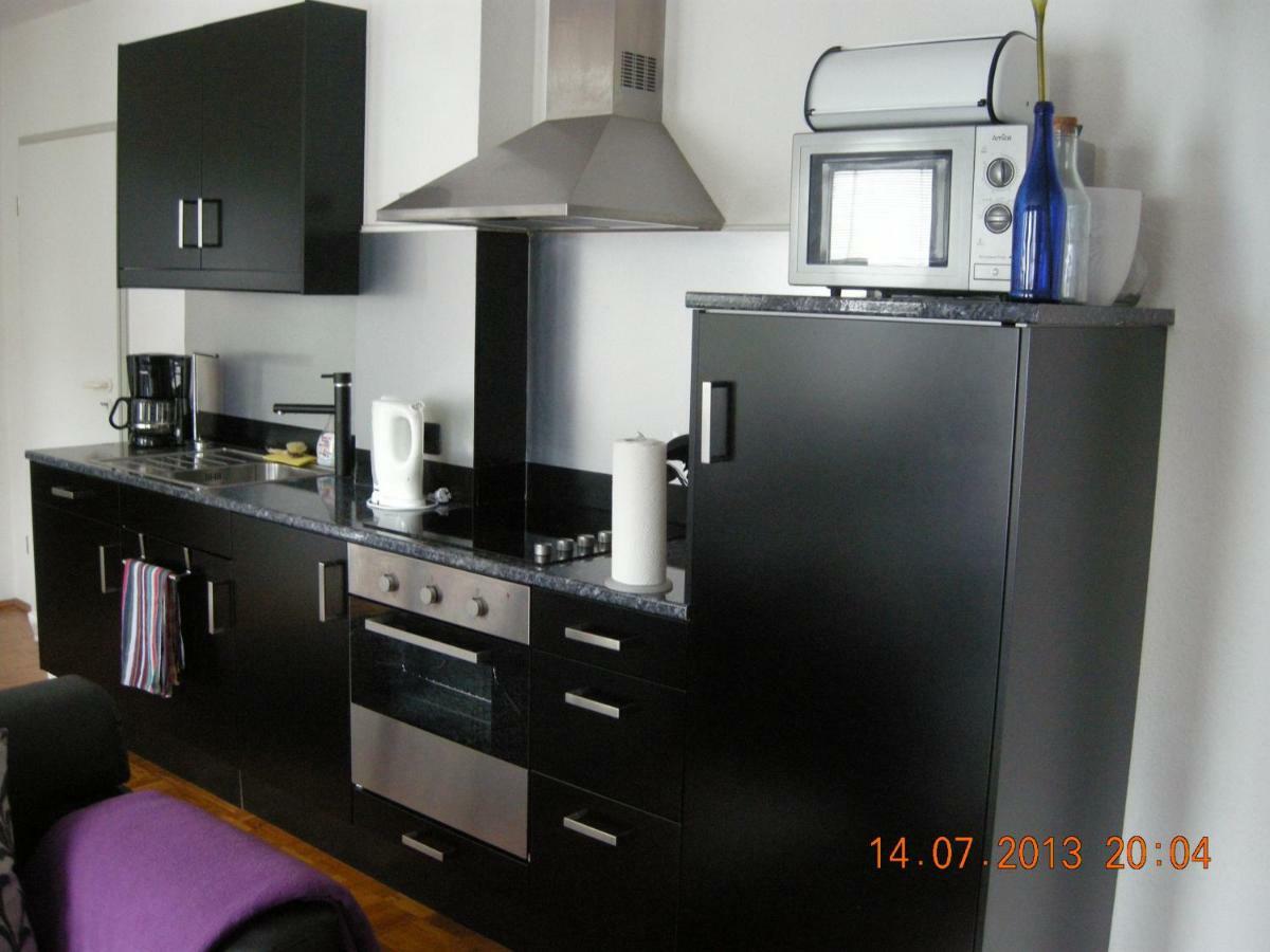 Apartmenthaus Zentrum Komfort Apartments Mit Minikuchen Verschiedener Grossen Кассель Экстерьер фото